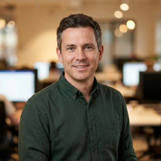Daniel Carter dans une image de profil, répertorié comme directeur de la technologie chez Noble Gagévanure